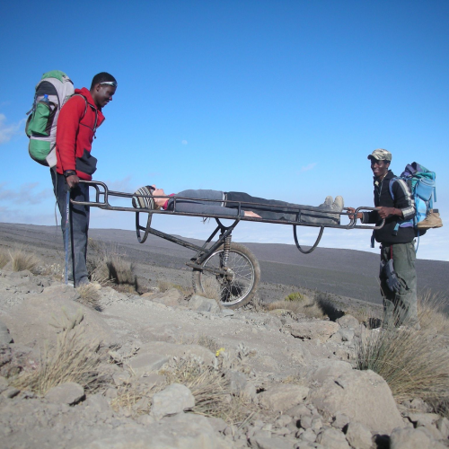 kilimanjaro-rescue-and-evacuation-1