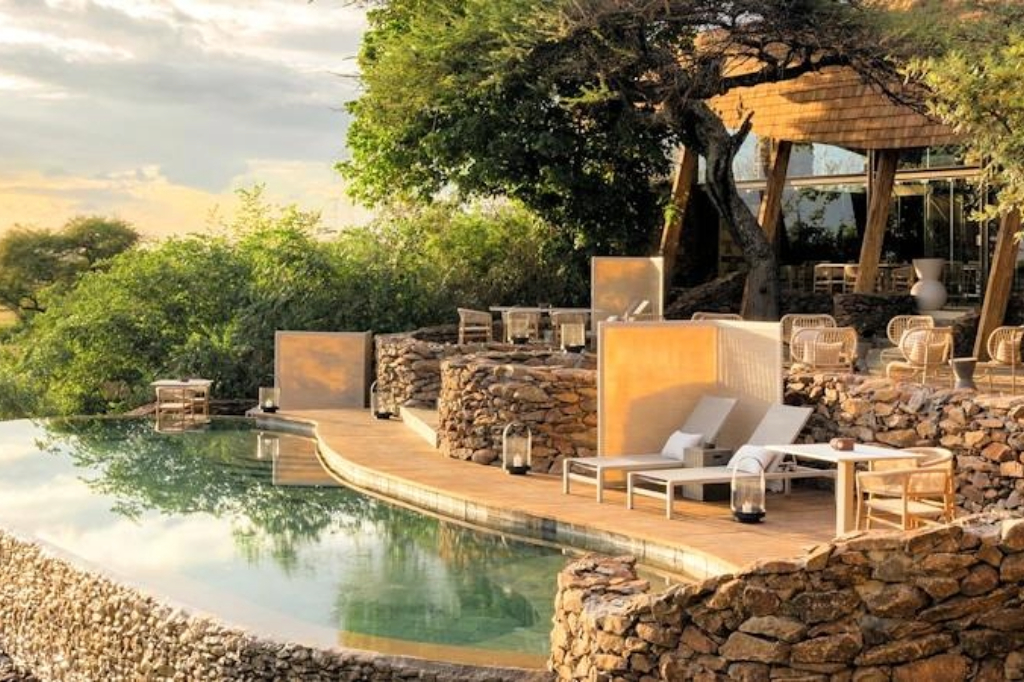 Luxury Safari lodge Tanzania